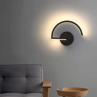 Cauzac™ Elegant Modern Wall Light for a Stylish Ambiance