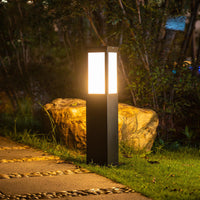 Cauzac™ Elegant Outdoor Solar Lantern for Stylish Illumination