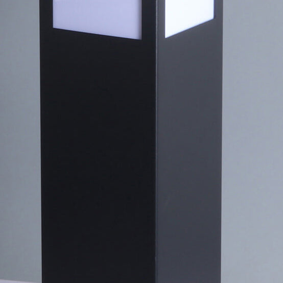 Cauzac™ Elegant Outdoor Solar Lantern for Stylish Illumination