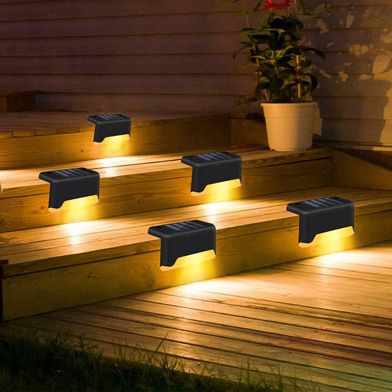 Cauzac™ Eco-Friendly Solar Outdoor Lamp for Illuminating Spaces