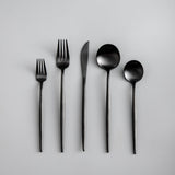 Cauzac™ Gold Matte Stainless Steel Flatware Set – 20-Piece Minimalist Dining Elegance