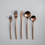 Cauzac™ Gold Matte Stainless Steel Flatware Set – 20-Piece Minimalist Dining Elegance