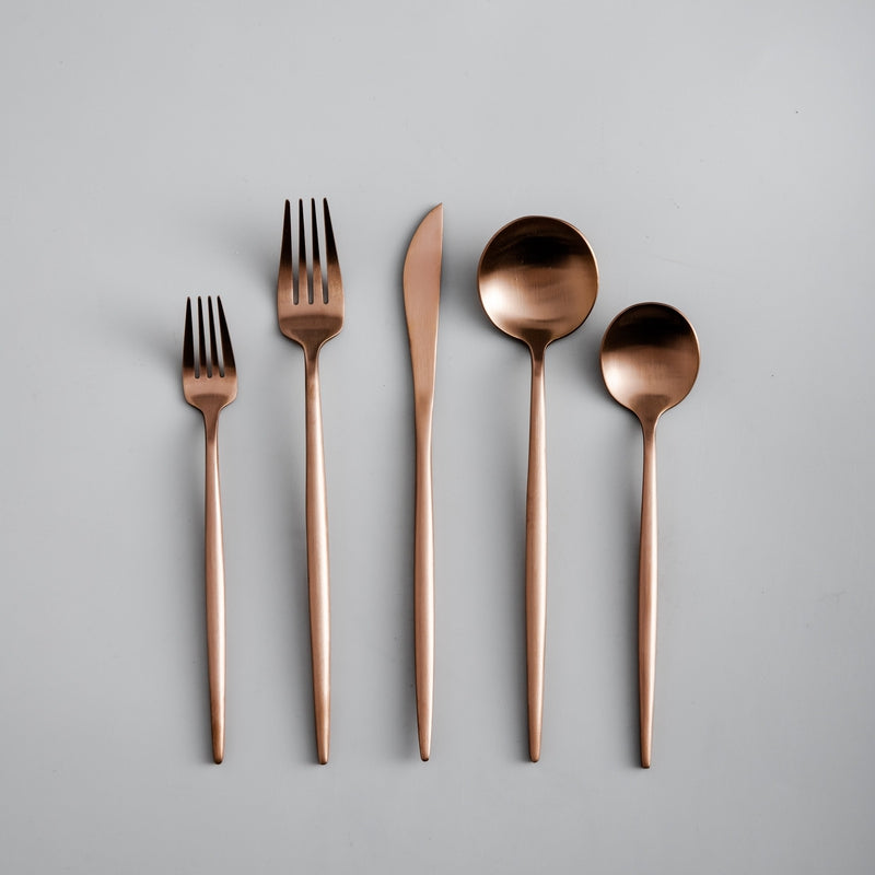 Cauzac™ Gold Matte Stainless Steel Flatware Set – 20-Piece Minimalist Dining Elegance