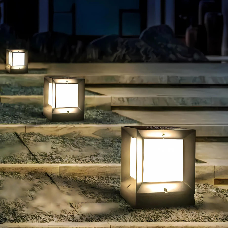 Cauzac™ Stylish LED Outdoor Floor Lamp for Elegant Exterior Lighting