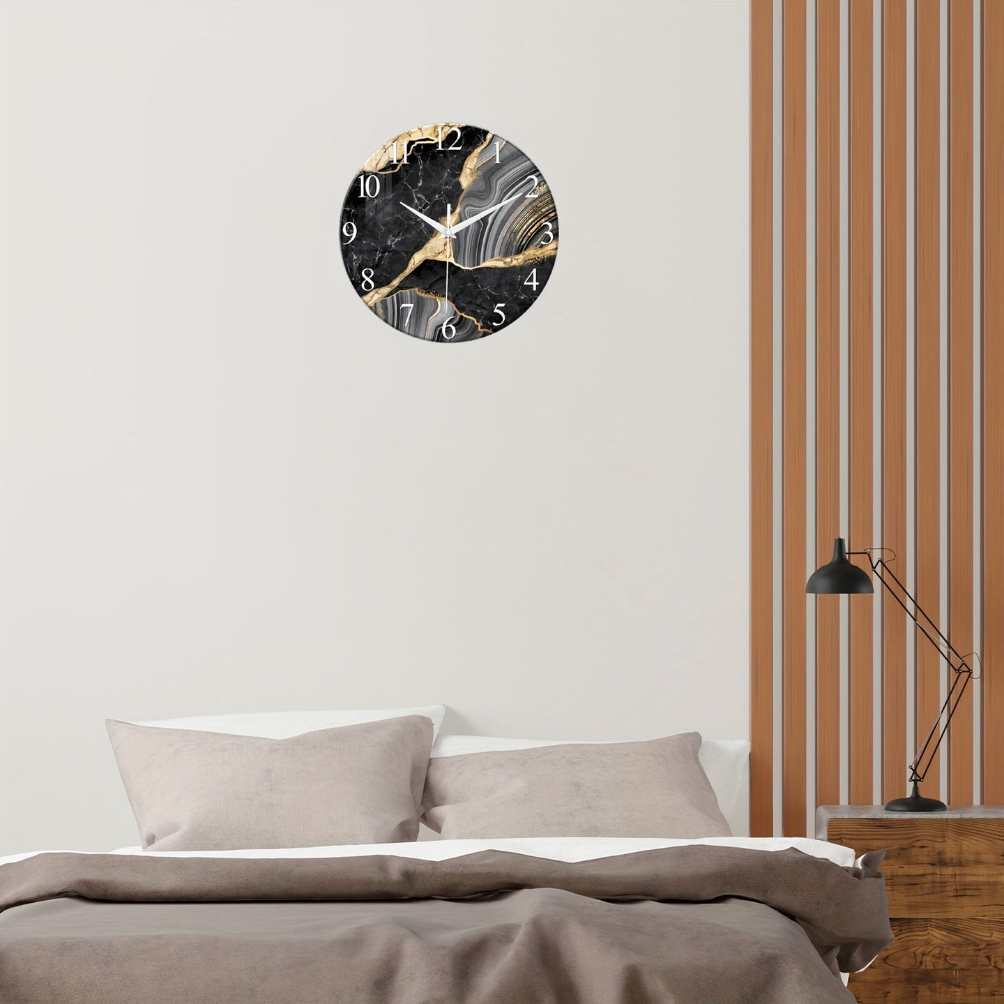 Silent modern wall clock suitable for living room decor