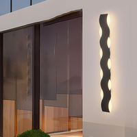 Cauzac™ Decorative Wave Outdoor Wall Light