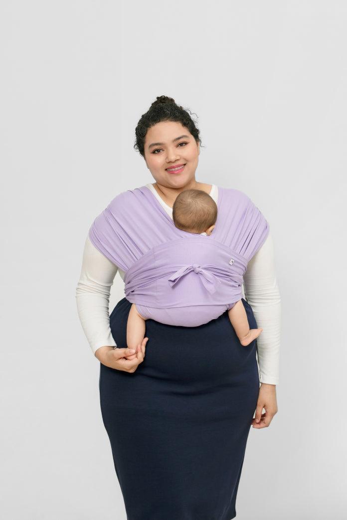 Baby hip carrier promoting healthy hip development