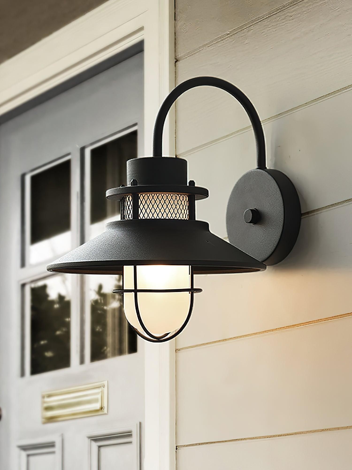 Cauzac™ Industrial Chic Outdoor Lamp - Weather-Resistant