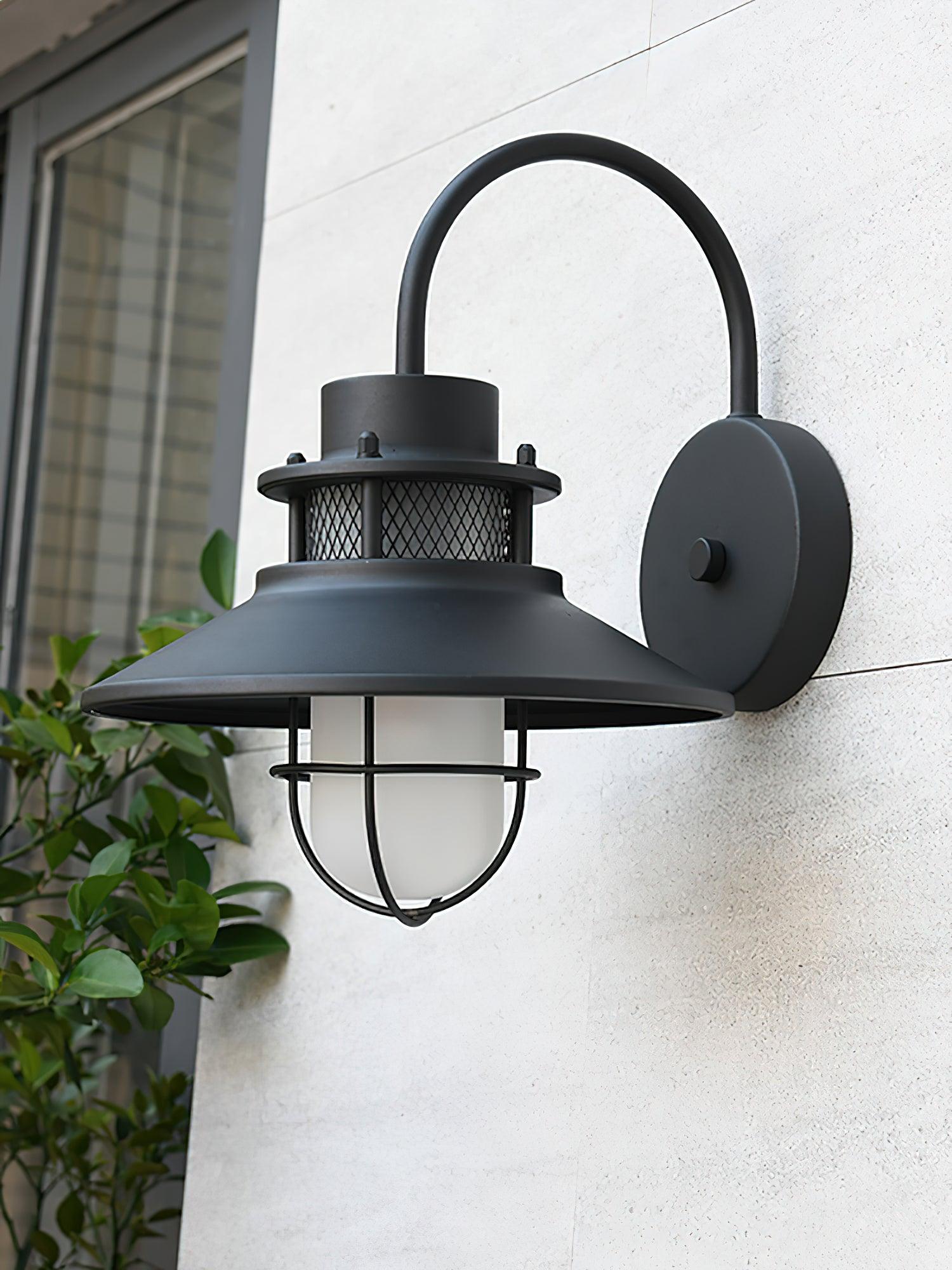 Cauzac™ Industrial Chic Outdoor Lamp - Weather-Resistant