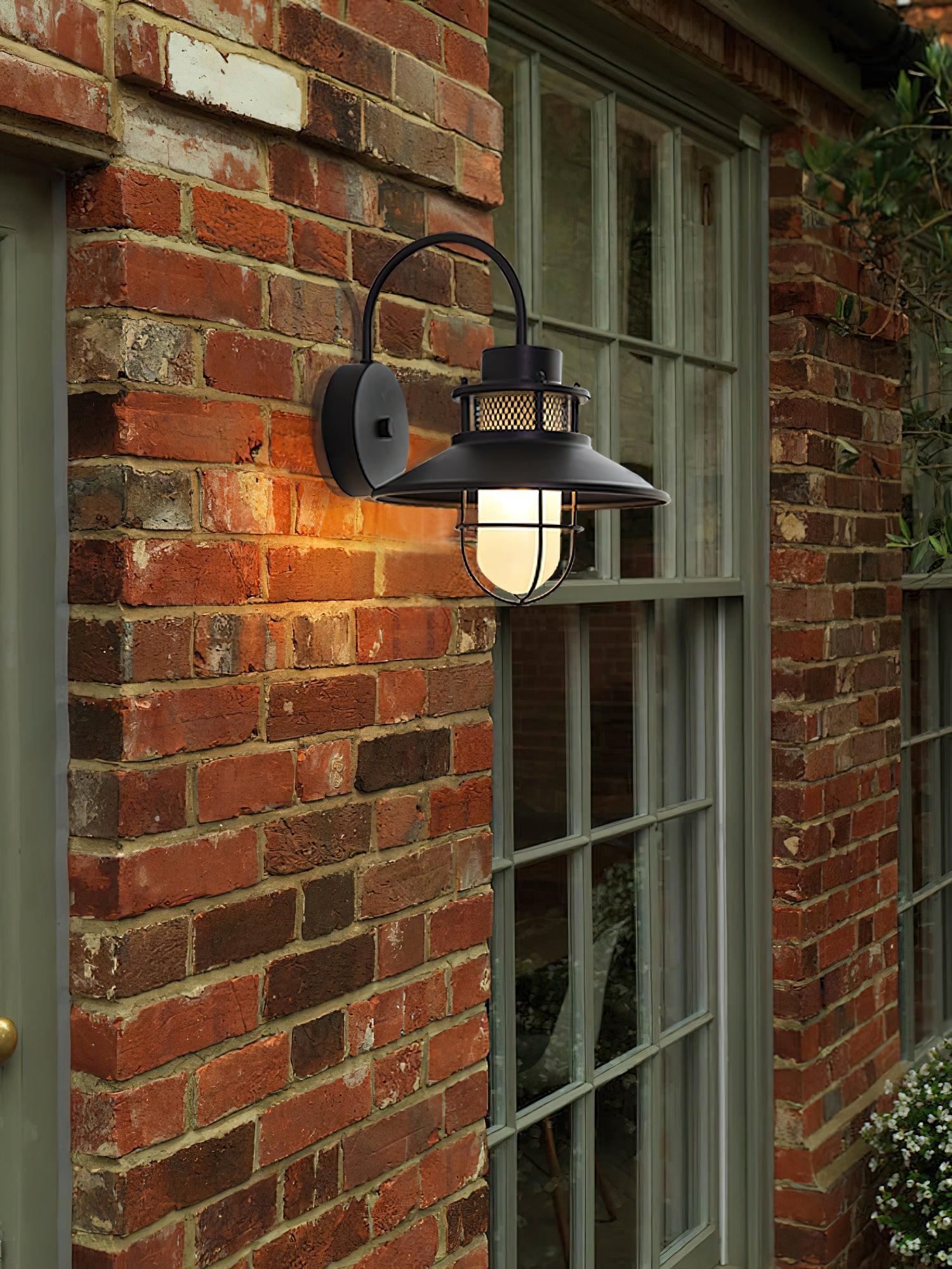 Cauzac™ Industrial Chic Outdoor Lamp - Weather-Resistant