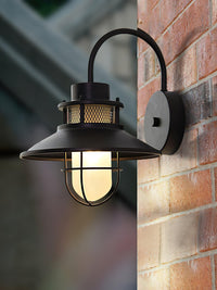 Cauzac™ Industrial Chic Outdoor Lamp - Weather-Resistant