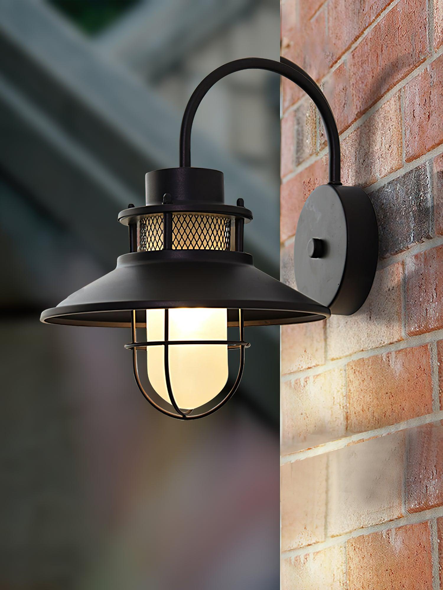 Cauzac™ Industrial Chic Outdoor Lamp - Weather-Resistant