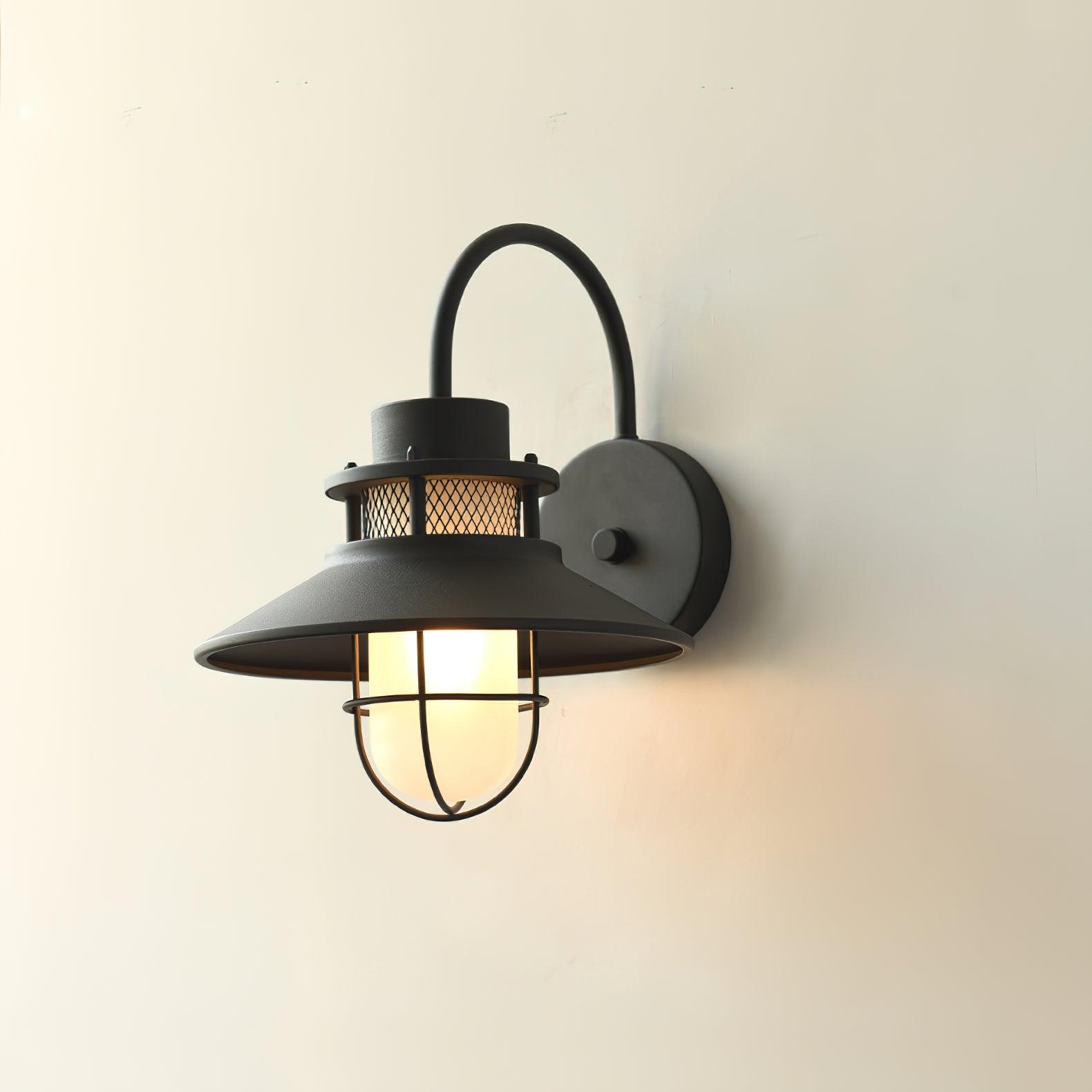 Cauzac™ Industrial Chic Outdoor Lamp - Weather-Resistant