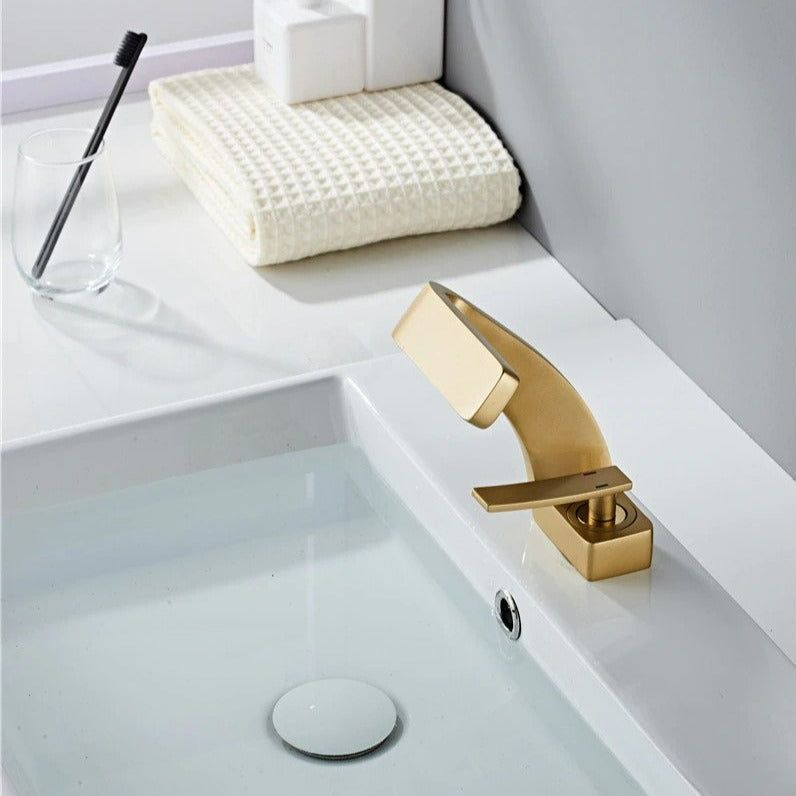 Cauzac™ Stylish Waterfall Bathroom Tap – Luxe Cascading Water Flow Mixer
