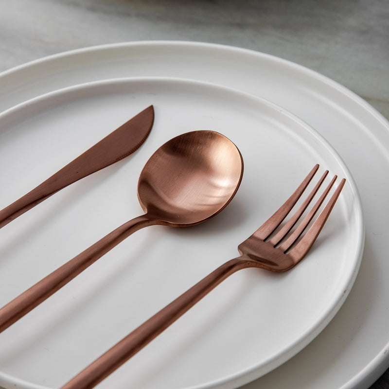 Cauzac™ Gold Matte Stainless Steel Flatware Set – 20-Piece Minimalist Dining Elegance