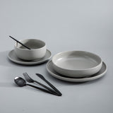 Cauzac™ Gold Matte Stainless Steel Flatware Set – 20-Piece Minimalist Dining Elegance