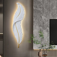Cauzac™ Modern Feather LED Wall Light
