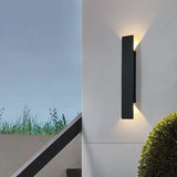 Cauzac™ Modern Aluminum Outdoor Wall Light