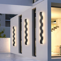 Cauzac™ Decorative Wave Outdoor Wall Light