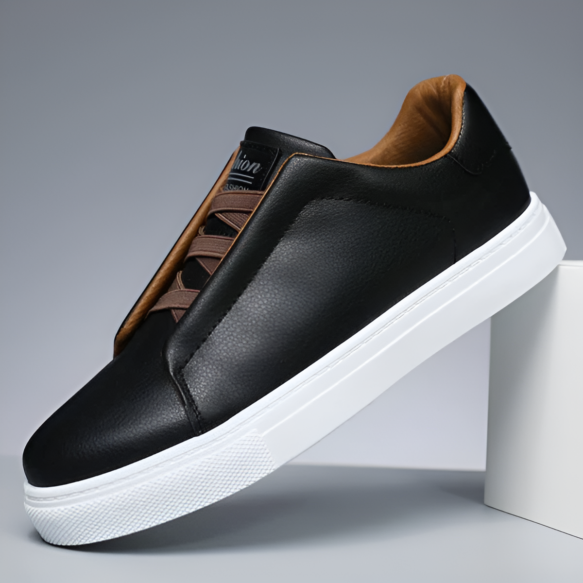 Cauzac™ Premium Leather Men's Sneaker for Everyday Elegance