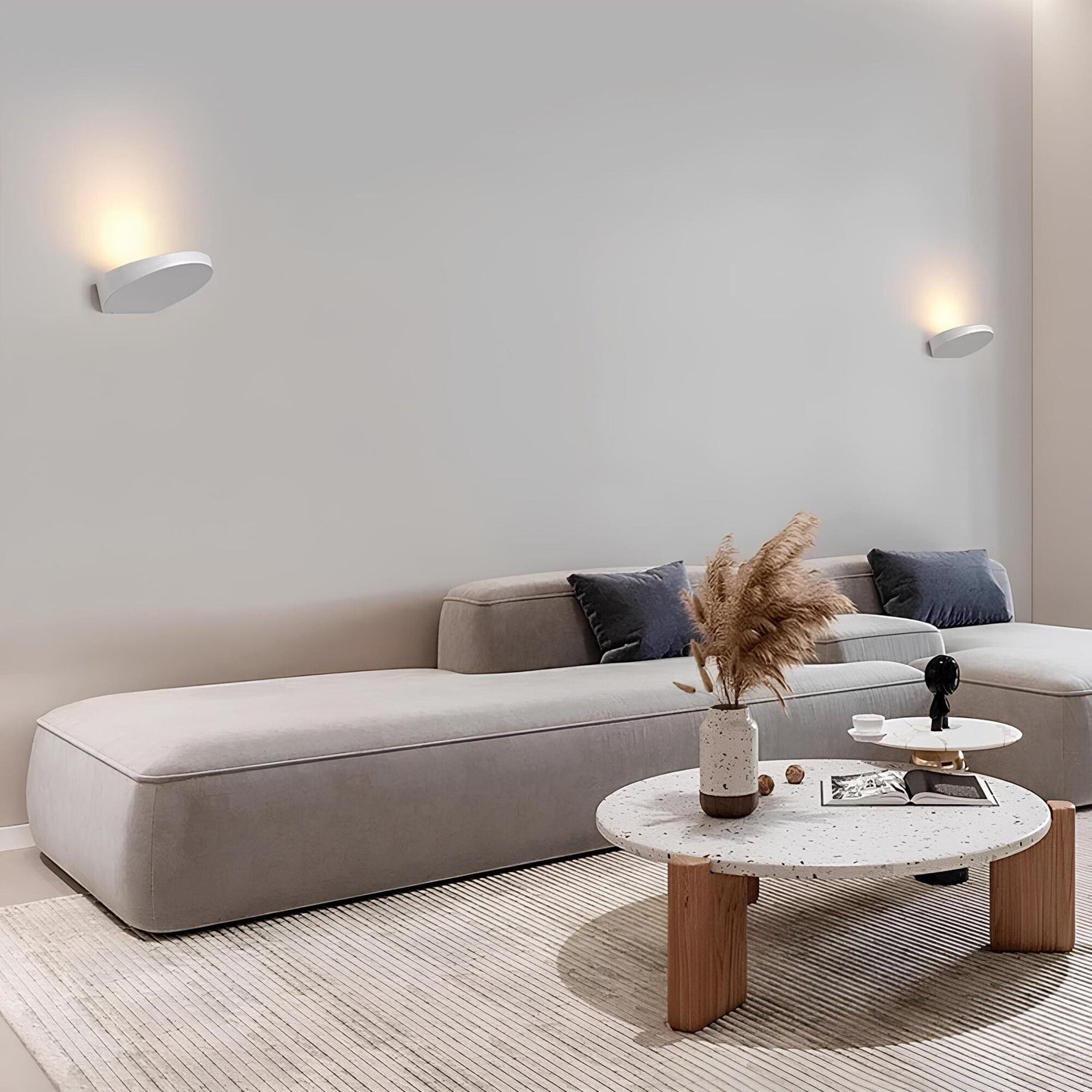 Cauzac™ Contemporary LED Wall Light for Gentle Illumination