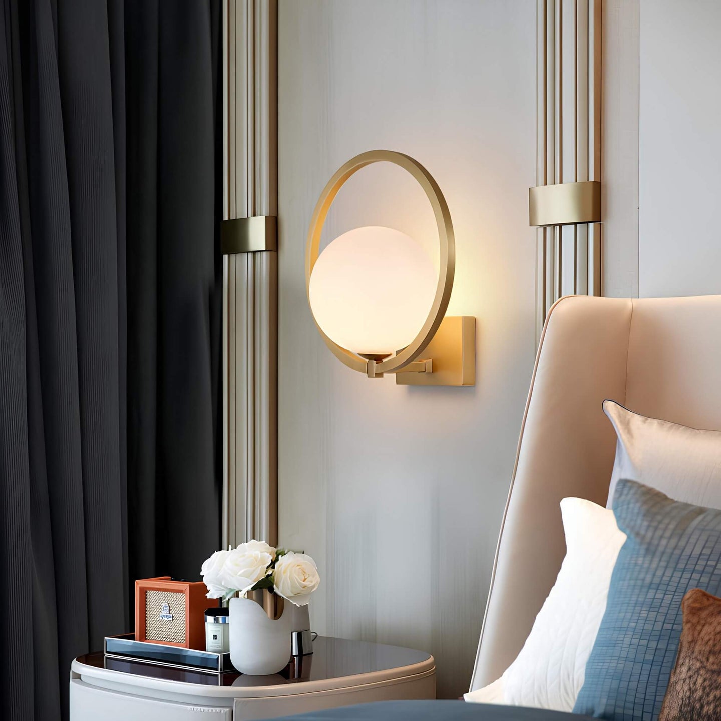Cauzac™ Elegant Glass Sphere Wall Lamp for Modern Décor