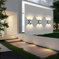 Cauzac™ Sleek Outdoor Wall Light for Contemporary Illumination