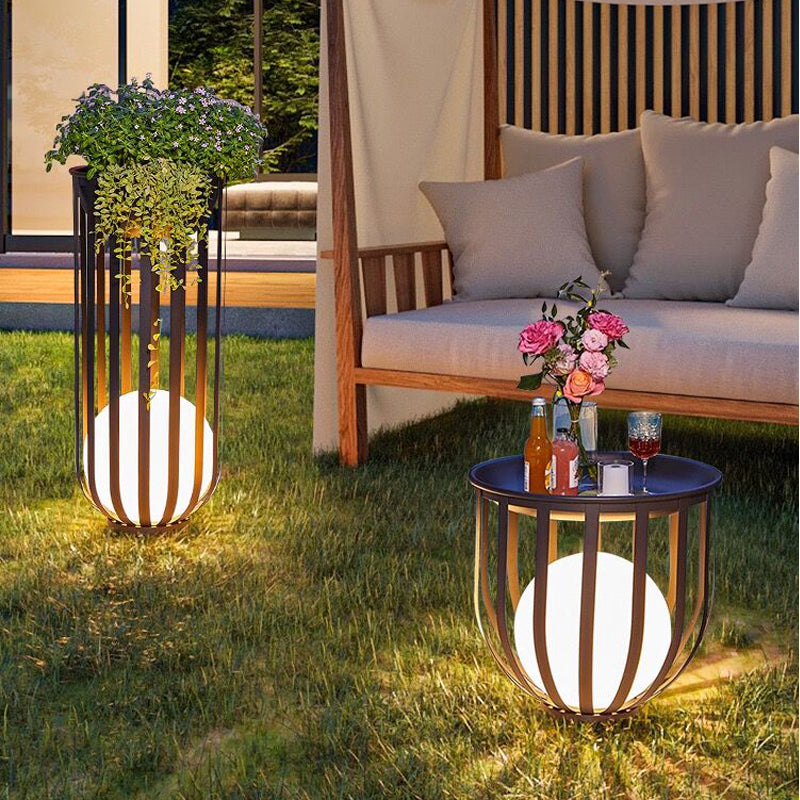 Cauzac™ Stylish Solar Garden Lamp for Weatherproof Outdoor Ambiance