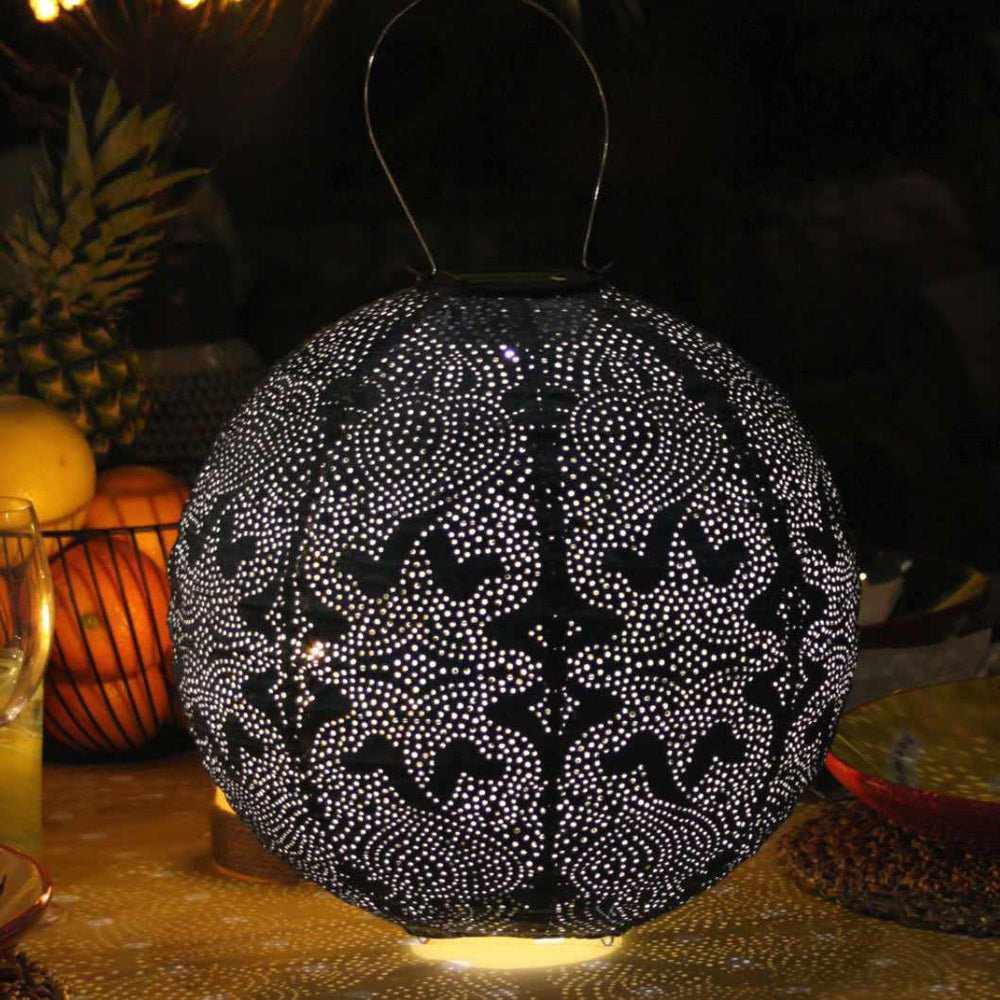 Cauzac™ Radiant Solar Globe Lantern – Perfect for Outdoor Ambiance