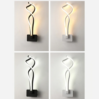 Cauzac™ Elegant Wall Lamp for a Stylish Home Atmosphere